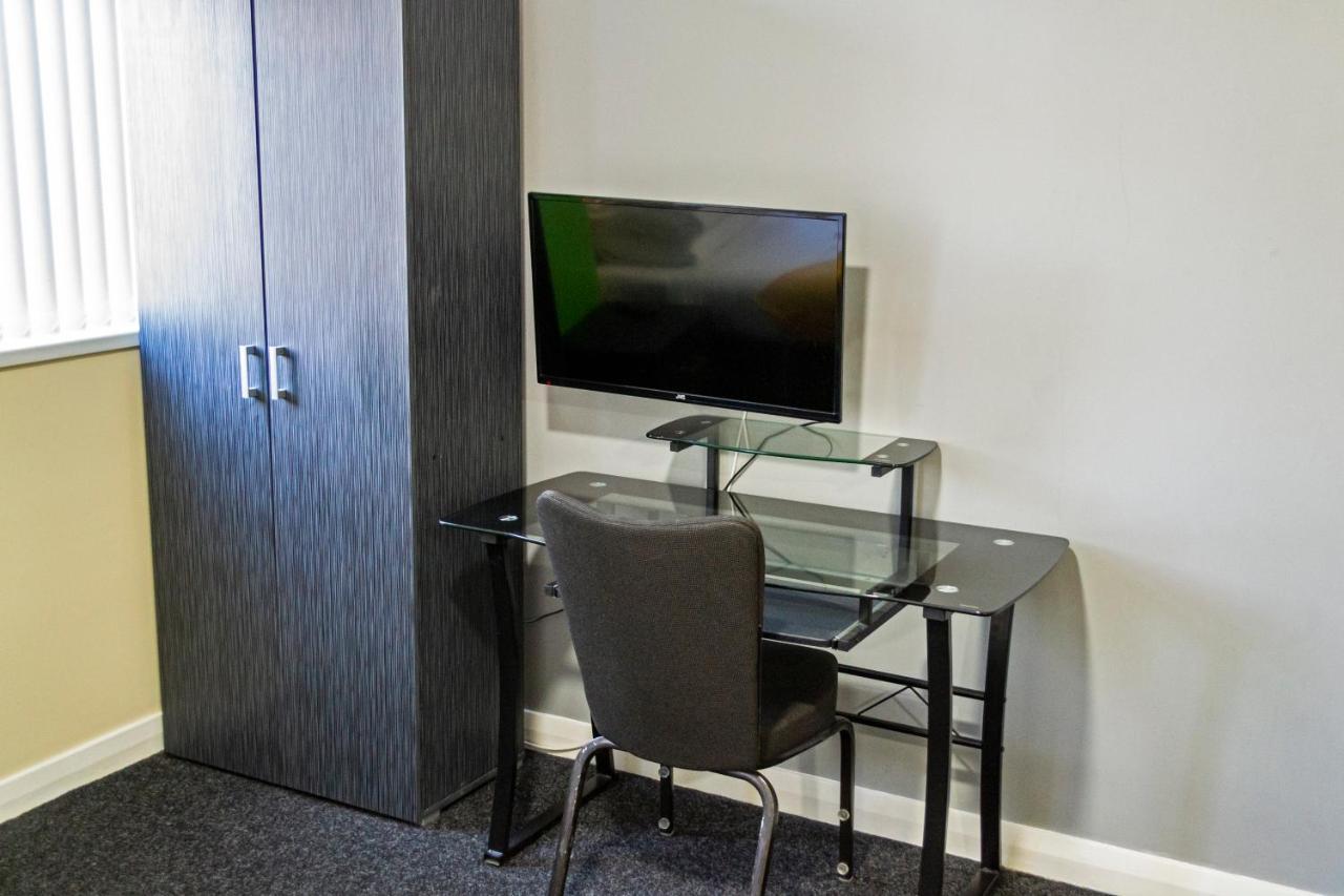 Lymedale Suites Studios & Aparthotel In Newcastle Under Lyme & Stoke Extérieur photo